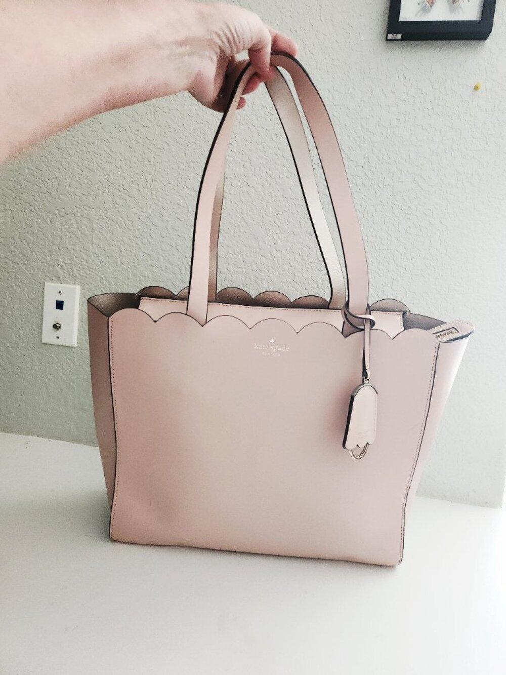 New Kate Spade NY Pink Scalloped Shoulder Bag Purse
